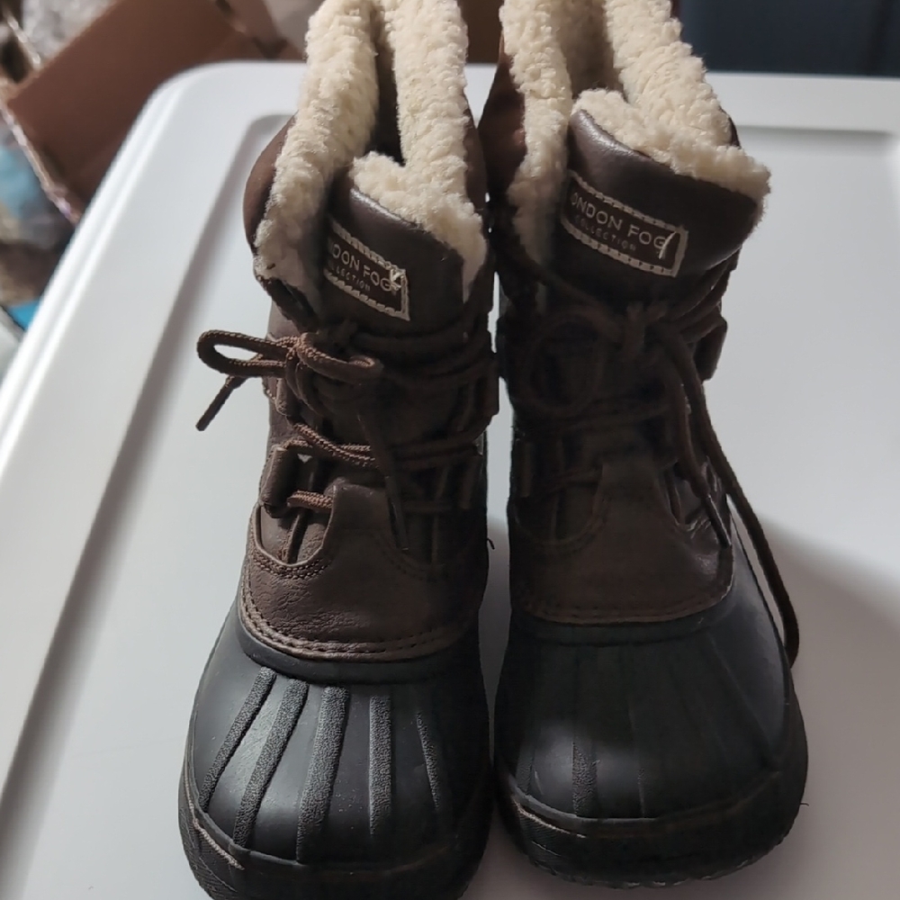 London Fog Brown and Black Kids Boots